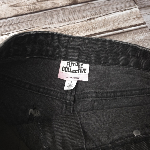 Classic Black Denim Skirt - Picture 5 of 9